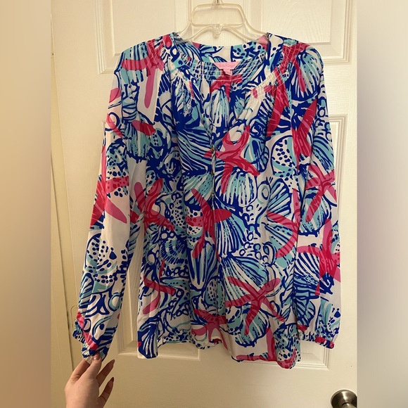 Lilly Pulitzer “She She Shells” Elsa Blouse - Picture 3 of 7
